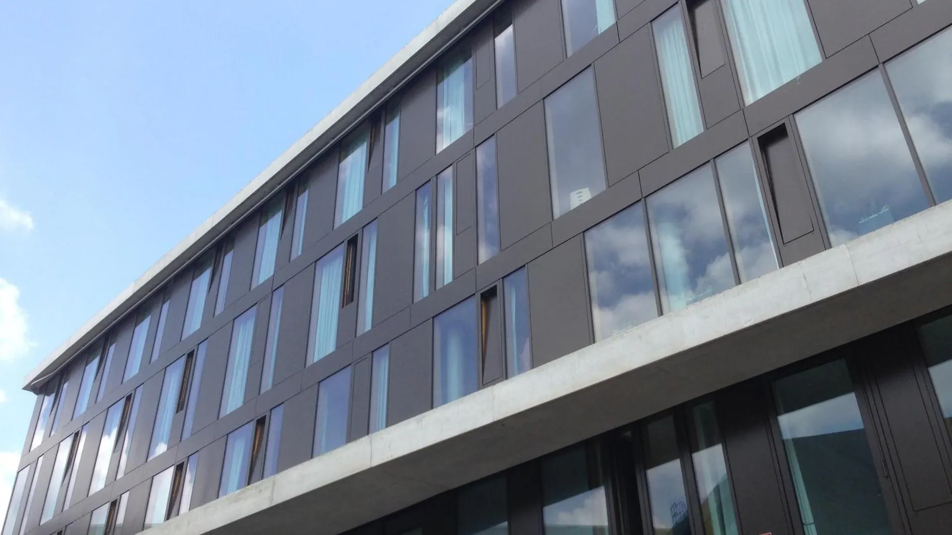 Hostel Jugendherberge Stuttgart Neckarpark