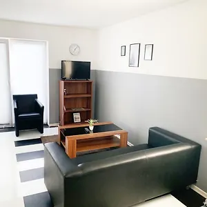 Apartment Royal - Ferienwohnungen&fahrradverleih 
