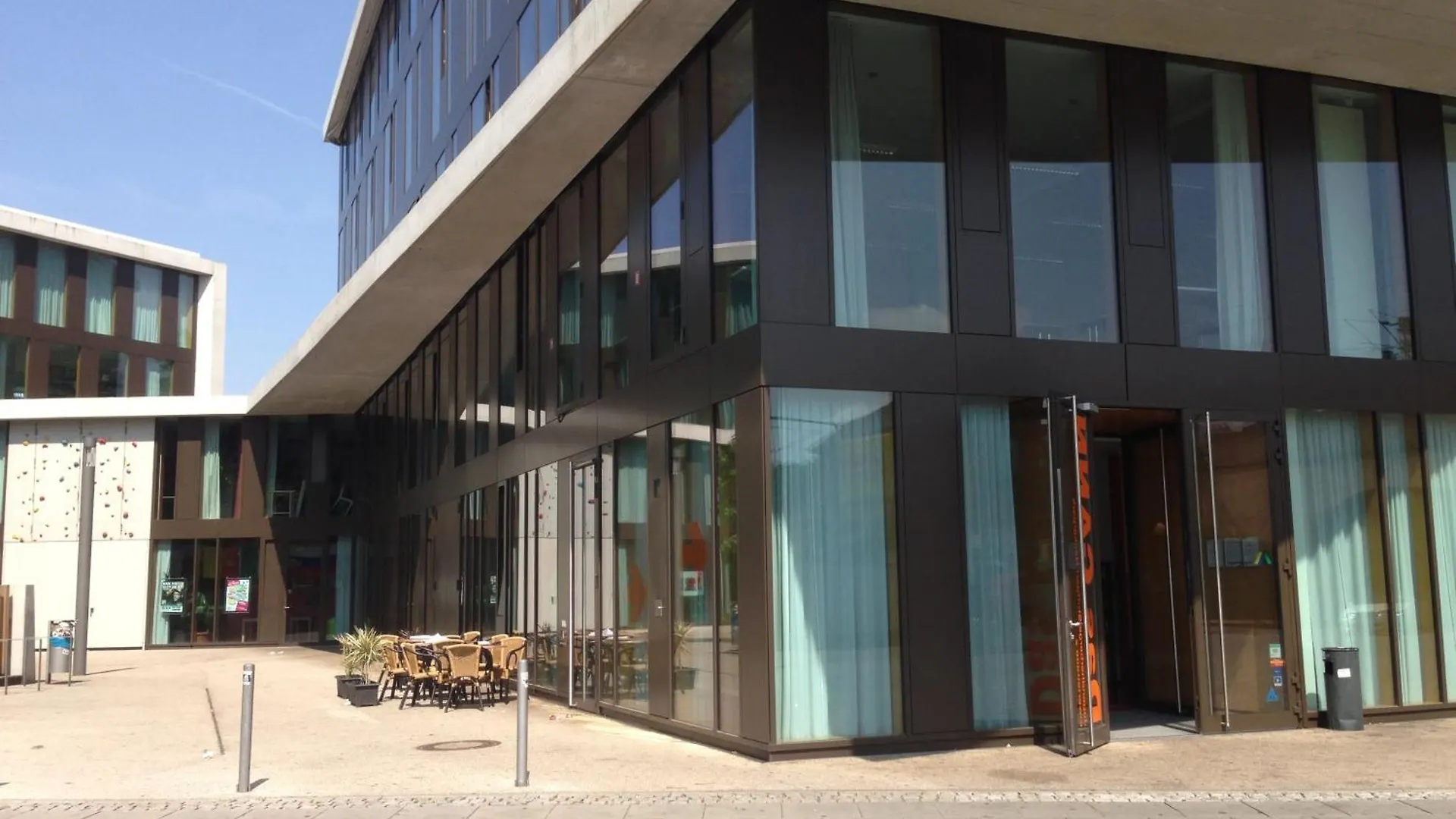 Hostel Jugendherberge Stuttgart Neckarpark Deutschland