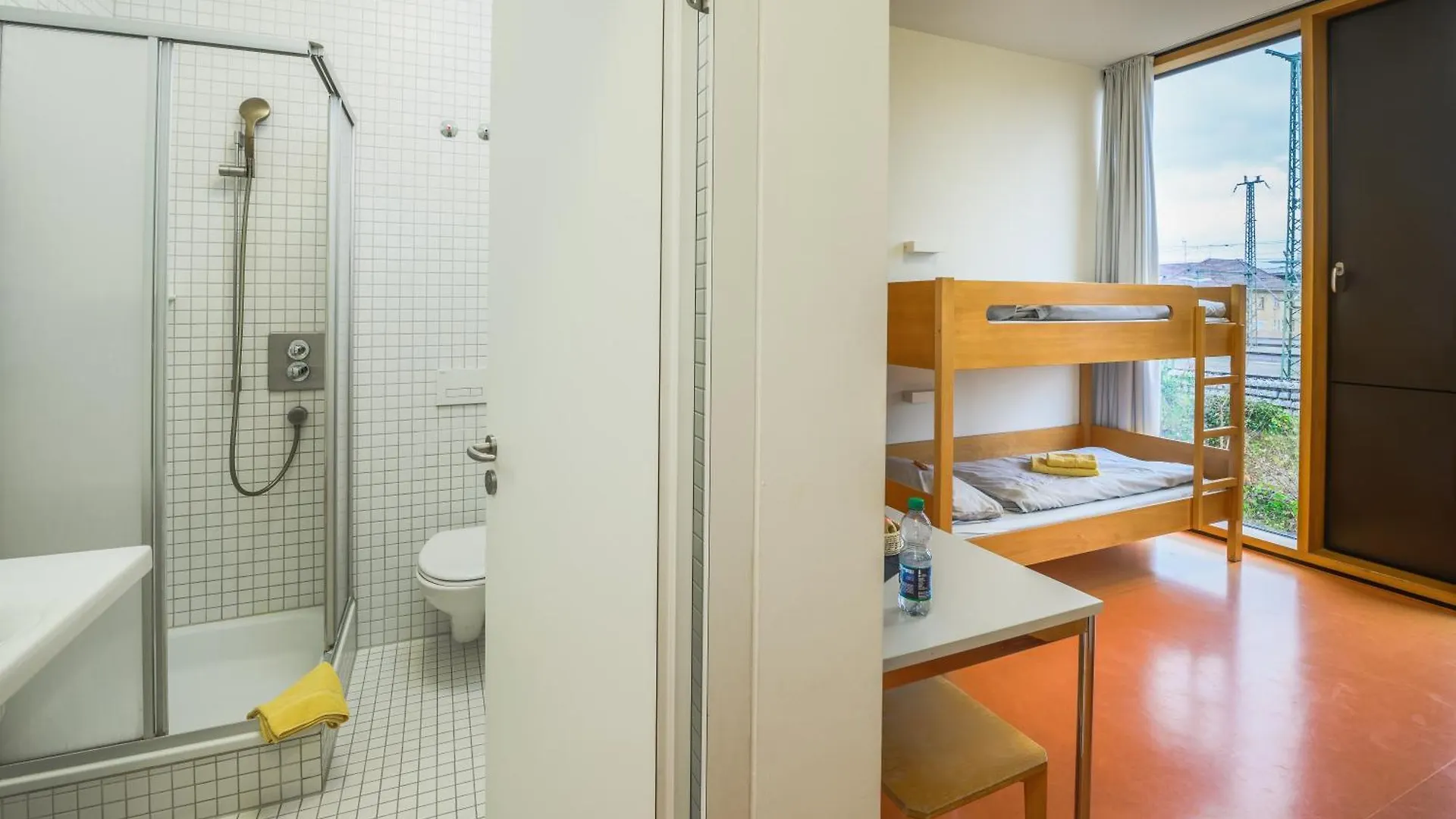 Hostal Jugendherberge Stuttgart Neckarpark
